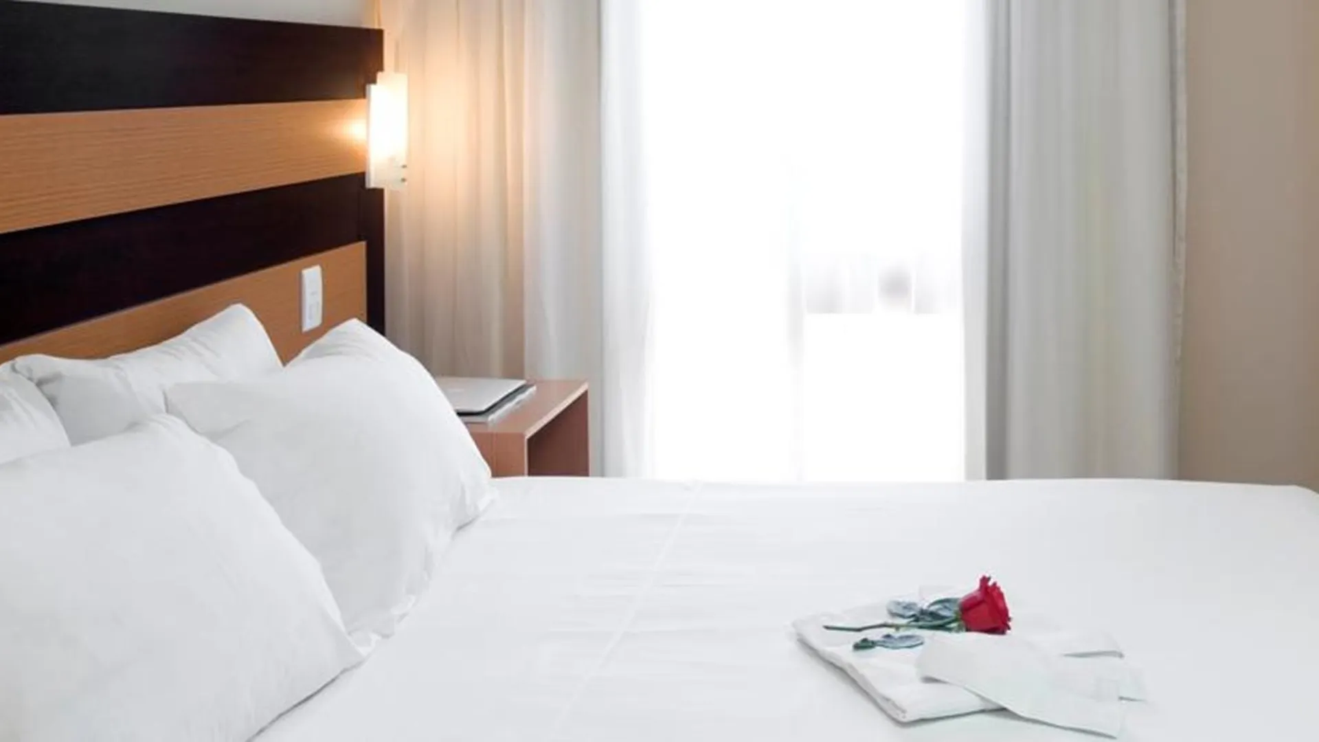 Piazza Navona Porto Alegre By Intercity 4*,