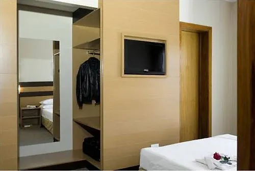 Piazza Navona Porto Alegre By Intercity 4*,
